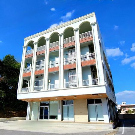Villa Blu Okinawa Chatan: Okinawa Arena Walking Distance Exterior photo