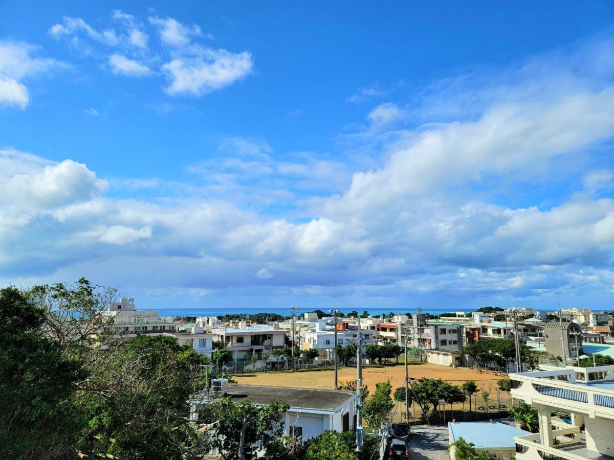 Villa Blu Okinawa Chatan: Okinawa Arena Walking Distance Exterior photo