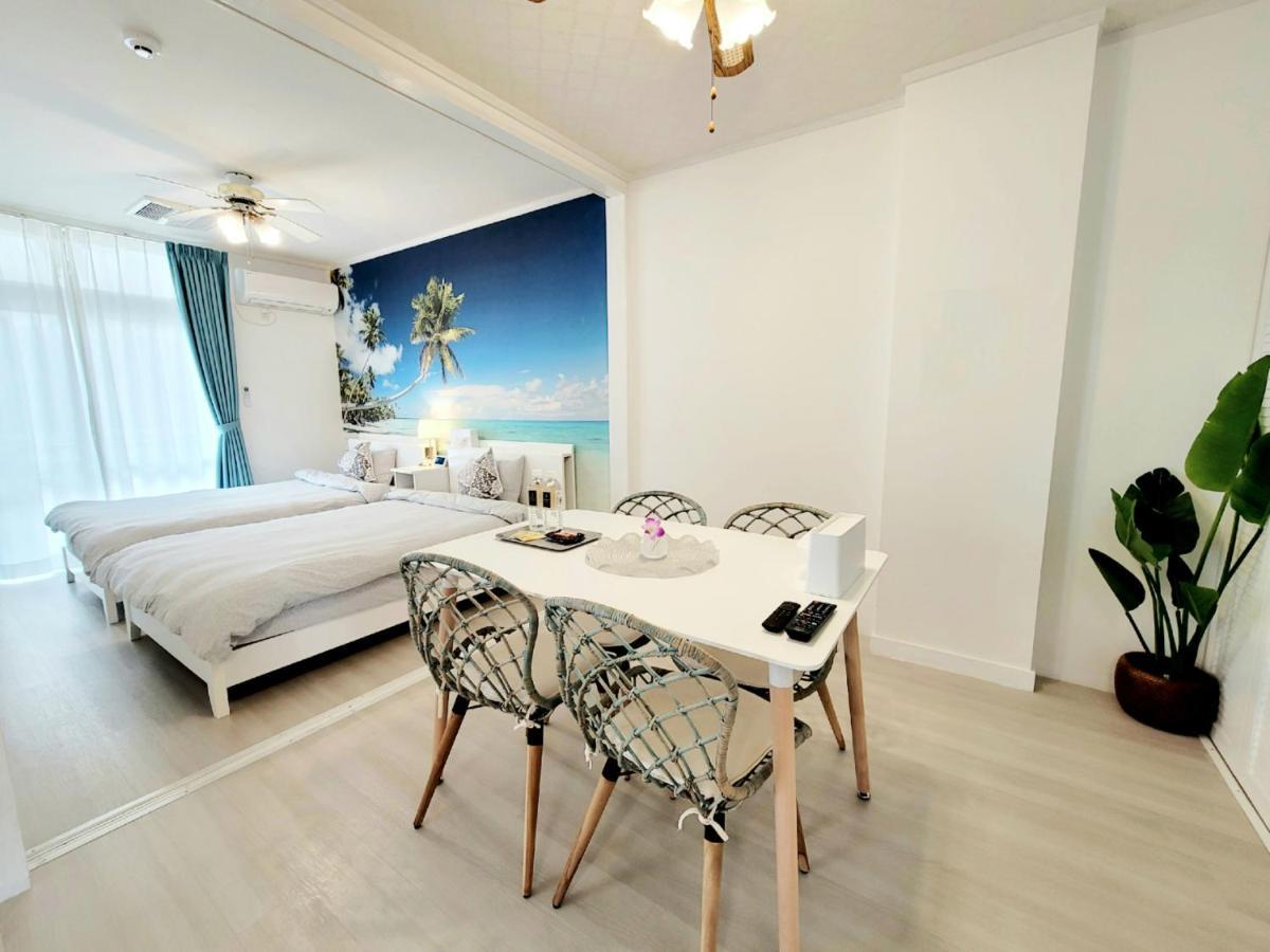 Villa Blu Okinawa Chatan: Okinawa Arena Walking Distance Exterior photo